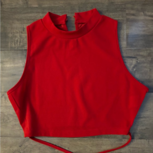 Red two piece SHEIN outfit - Picture 4 of 4